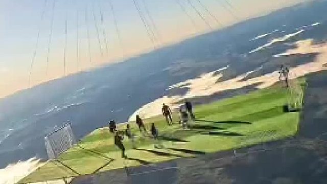 外国人总是让我感觉人生很有意义