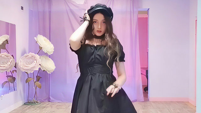 俄罗斯姑娘才艺表演23.10.27_空军(阿妮亚)02