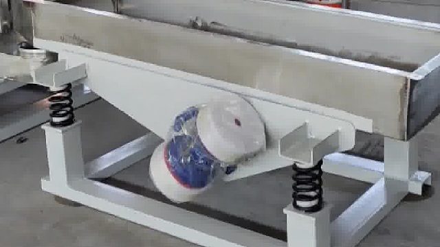 50公分宽2米长的前高厚底振动粉体输送机