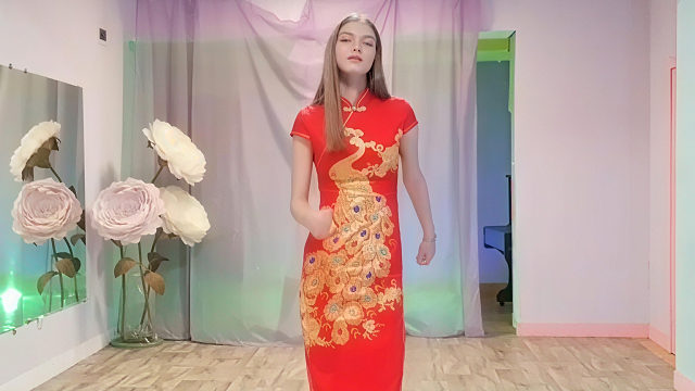 俄罗斯姑娘才艺表演23.10.28_海草01