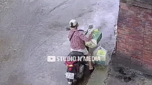 怪不得GTA要卡地形呢，现实里也是