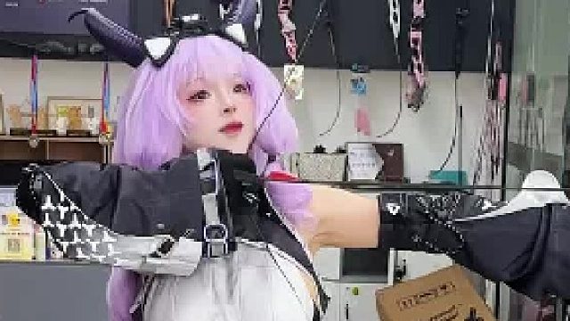 鹰角你骗人，这样的体型根本当不了神箭手