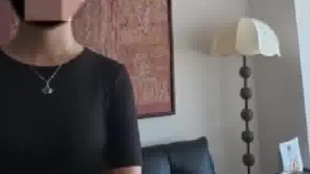 孩子遭同学小纸条要钱，父母发现后，保镖“舅舅”亲自出面