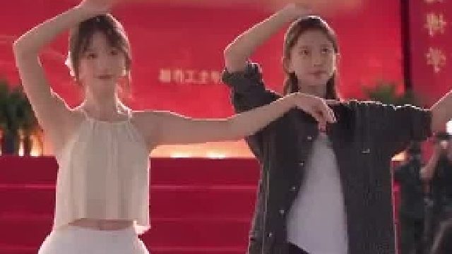 赏心悦目的一幕，羡慕这个学校