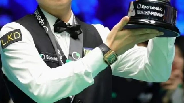 赵心童关键逆转拖进决胜局