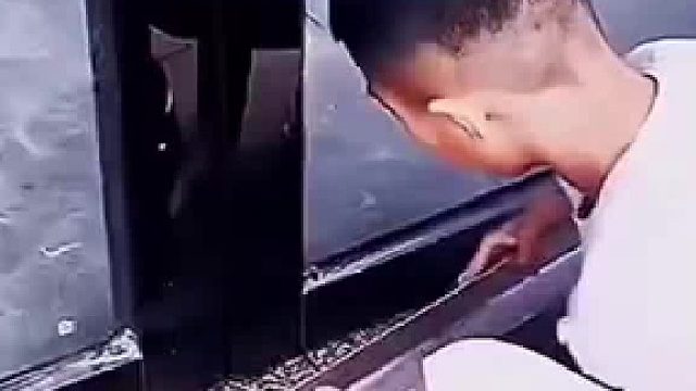 防盗锁防君子，不防小人！