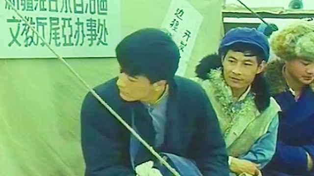 心软帮两个姑娘，自己弄丢安稳铁饭碗