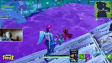 忍者作出反应，把立方体Fortnite赃物的摧残湖！