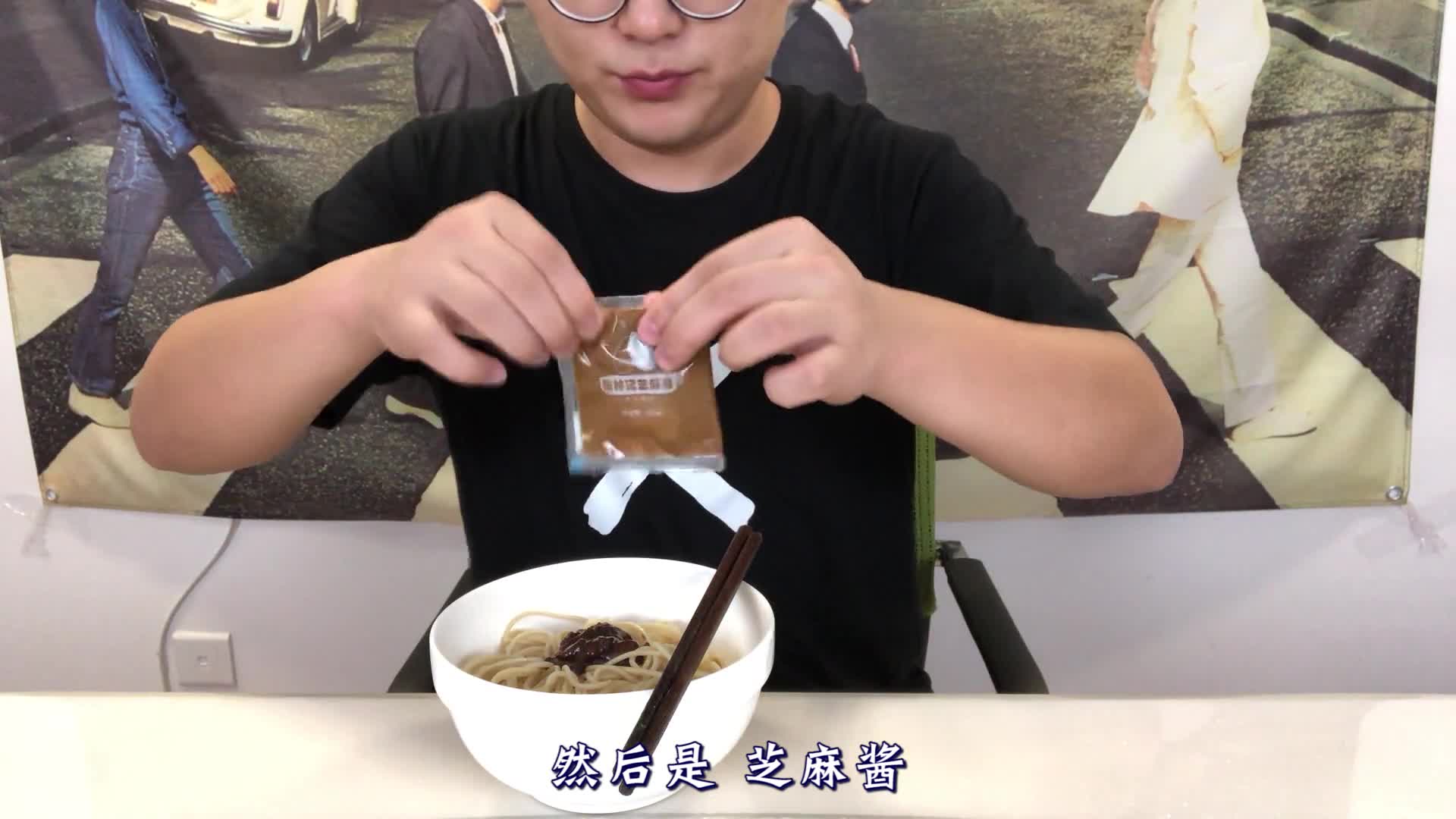 试吃37元的叫花鸡，简直太香啦！