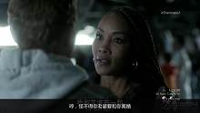 全程高能，鲨鱼又上天了？七分钟看完史诗级烂片《鲨卷风2》