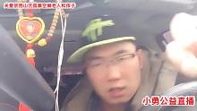 贫困山区给孩子，老人送过冬衣物