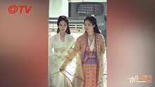 章子怡剧中少女造型公开 逆龄合作杨祐宁