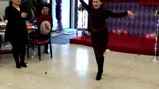 新疆美女跳舞