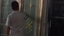 卫生巾铝合金门窗