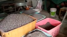 原矿紫砂泥料研磨工艺流程