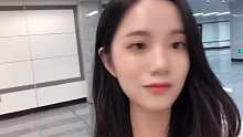 好久不见的地铁女孩哈哈哈