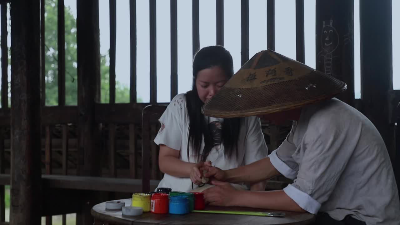 鸡蛋这样做红油油的一个，只做了6个，根本不够吃