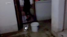 家被淹没了，连夜救援中～