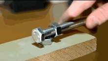 螺母+螺栓秒变万能扳手