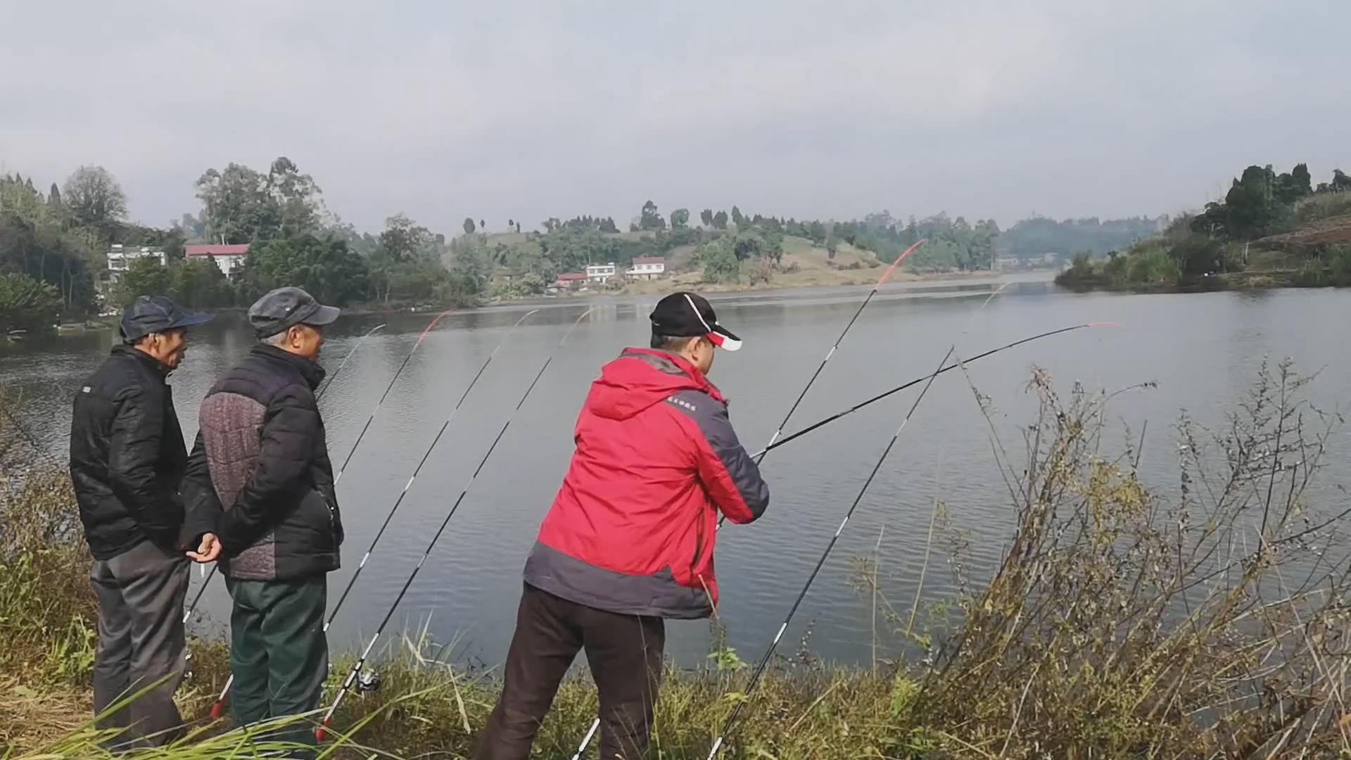 冬季探钓水库，民间钓鱼高手，这种钓法我算服了！