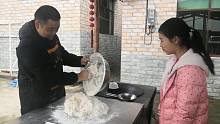 一直以为做馒头很容易，把师傅请到家里，才发现原来有这么多道道