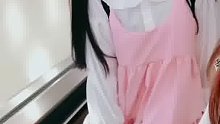 背着小书包回家啦！(^-^)