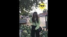 当陪你的人要下车时，即使不舍也该心存感激，然后挥手道别。