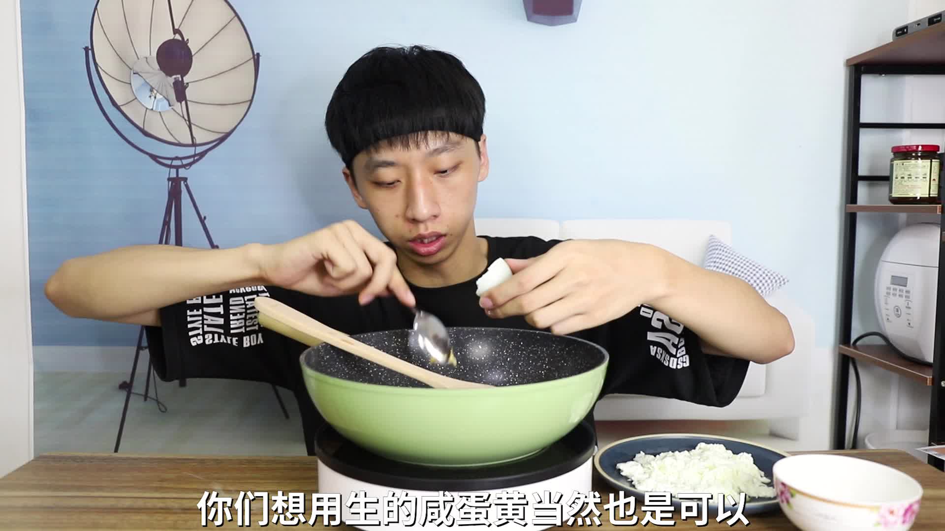 请贤宝宝吃598元一份的日式便当，要提前四小时预定，真的好吃
