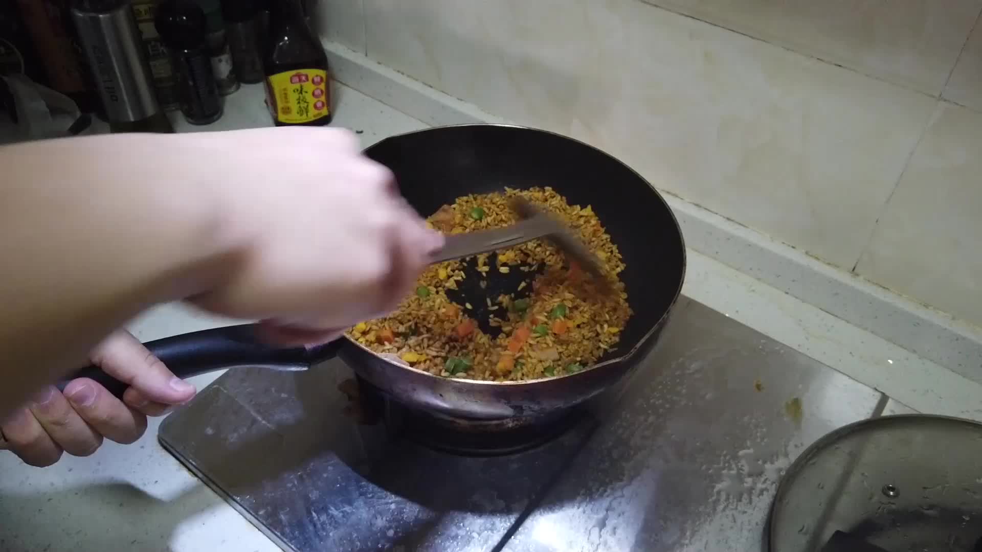 肯德基20元一份的炒饭，吃起来到底有什么特别？