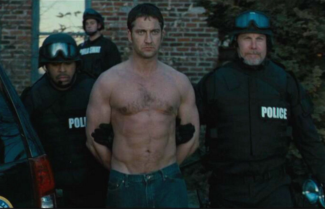 妻女惨死，男子10年后展开酣畅淋漓的复仇，意想不到的隔空杀人