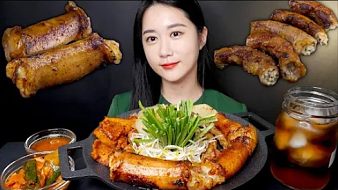 吃瓜小姐姐戶外直播_吃瓜小姐姐視頻直播 - 虎牙直播