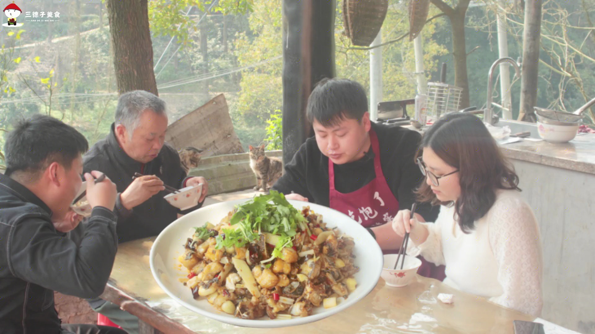 “烧鸭饭”怎么做？德哥版烧鸭饭教程来了，做法简单味道好