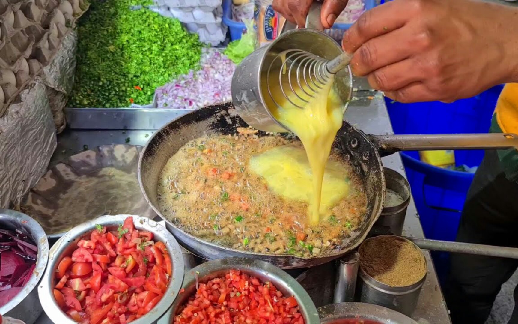 印度街边的炒面炒饭，午餐的最佳选择
