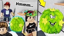 I wore a ROBLOX BUSH to hide from EVERYONE...