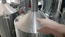 【村长Vlog】虎牙首播，探访你从未见过的808啤酒生产线！