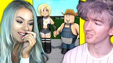 Playing Roblox with my GIRLFRIEND