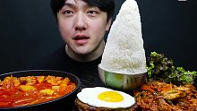 《深渊巨口》【UDT小哥】山峰饭+五花肉泡菜 大口吃真过瘾