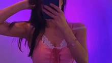 爱吃辣条的妹妹，能不能算辣妹？？#马甲线 #腹肌 #你有女朋友吗