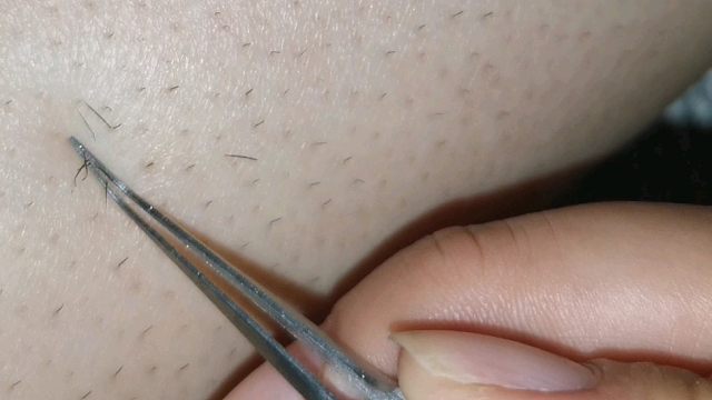 拔腿毛第三弹~雷雨天适合吃螺狮粉拔腿毛看《东成西就》!