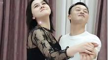 跳舞，要享受，明哥抱发条