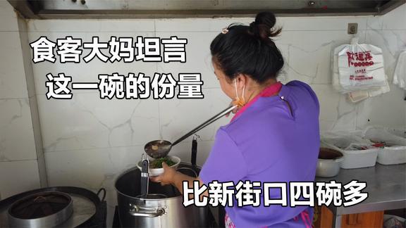 全国疫情出现反复，好友小区被隔离，吃饺子喝白酒，非必要不出门