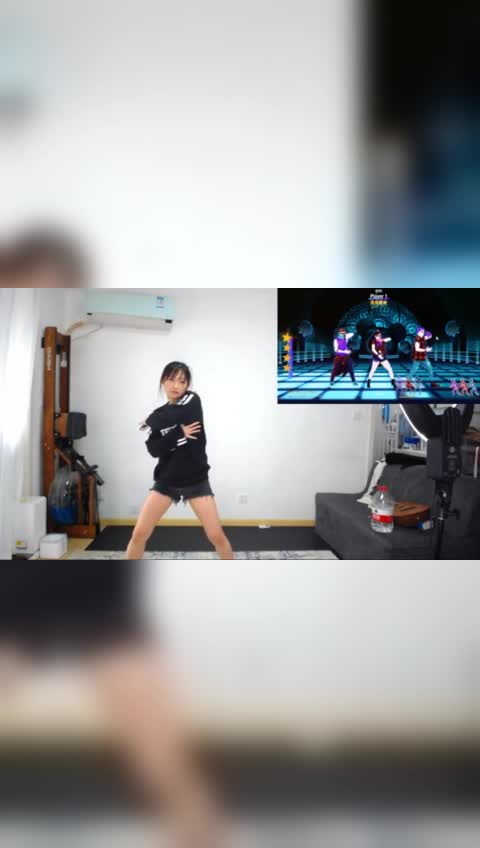 舞力全开中的美女