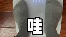 有一个超级黏人的室友是什么体验？（居然看我上厕所）#室友日常 #粘人的小妖精