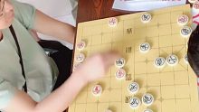 孙浩宇1分钟挑战全馆，棋馆小伙子硬是不信，最后事实胜于雄辩
