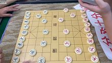 【中国象棋】隔壁村高手看不惯孙浩宇踢馆，亲自出手教训教训，没想到16秒投降