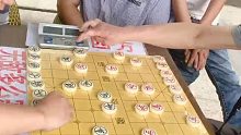 【中国象棋】老棋王捡到一部象棋秘籍，练成后天下无敌，孙浩宇一招都扛不住