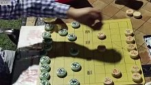 实拍：大年初一，国家象棋大师孙浩宇在音乐广场流浪，摆摊下醉棋