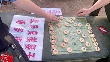 扫荡三亚街头象棋摊！孙浩宇伪装草帽哥被大爷藐视，小伙：自闭了