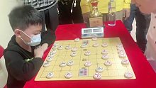 8神童秒杀象棋大师孙浩宇！步步都是要人命的飞刀，现场一片混乱