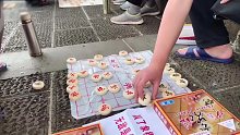 直播虐老头！孙浩宇：赢了给象棋，输了没关系，一群老头疯狂了